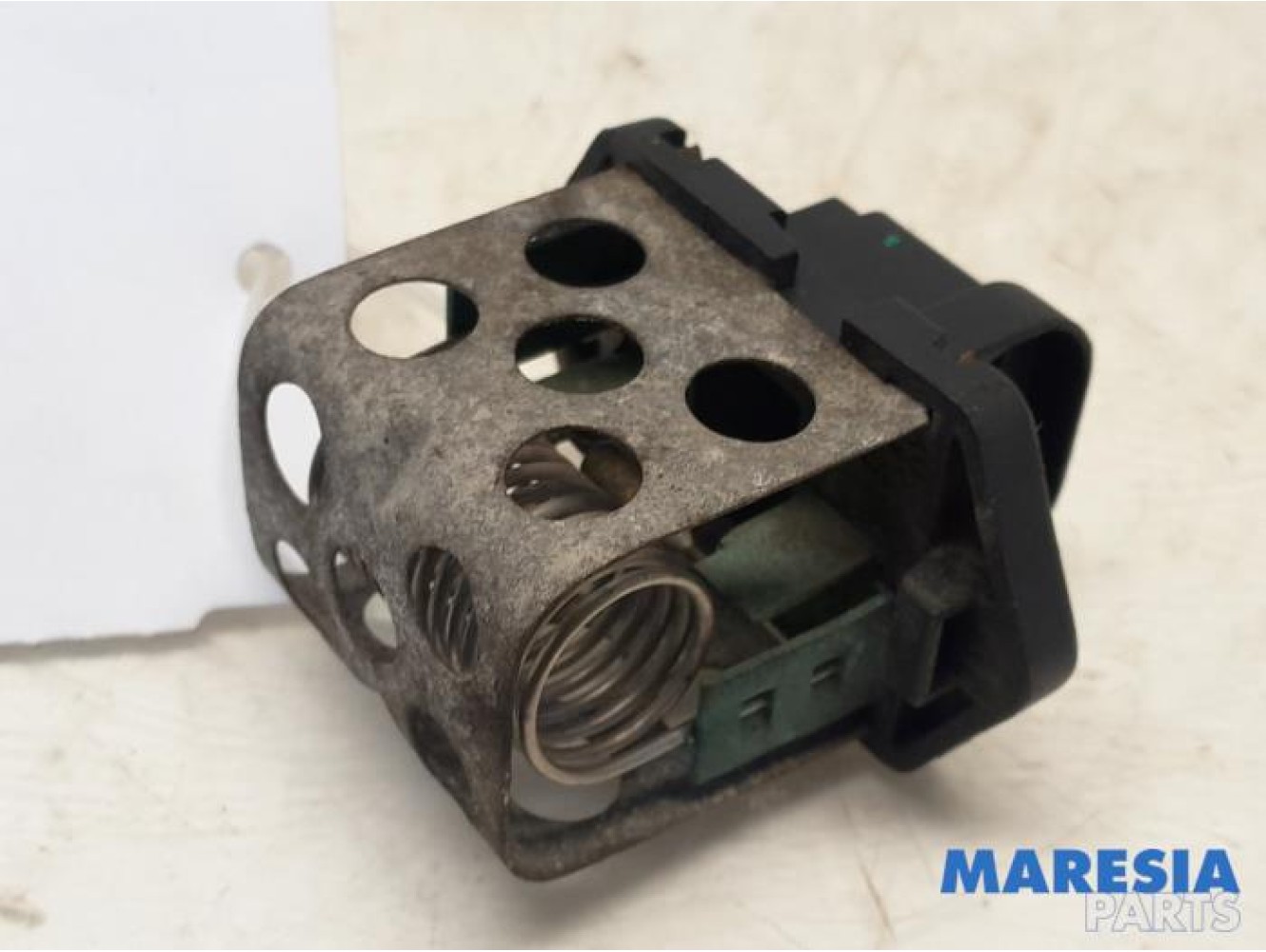 Renault - Kangoo - Cooling fan resistor