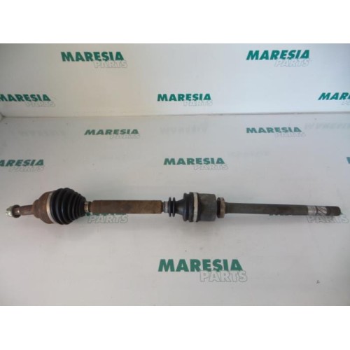 Renault - Laguna - Front drive shaft, right