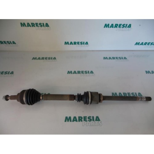 Renault - Laguna - Front drive shaft, right