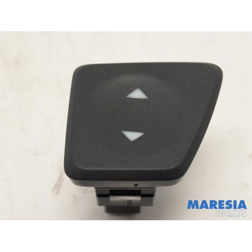 Fiat - 500 - Electric window switch