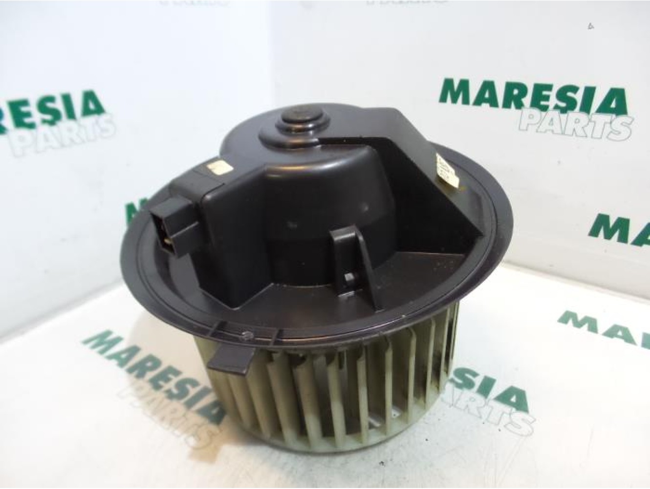 Lancia - Dedra - Heating and ventilation fan motor