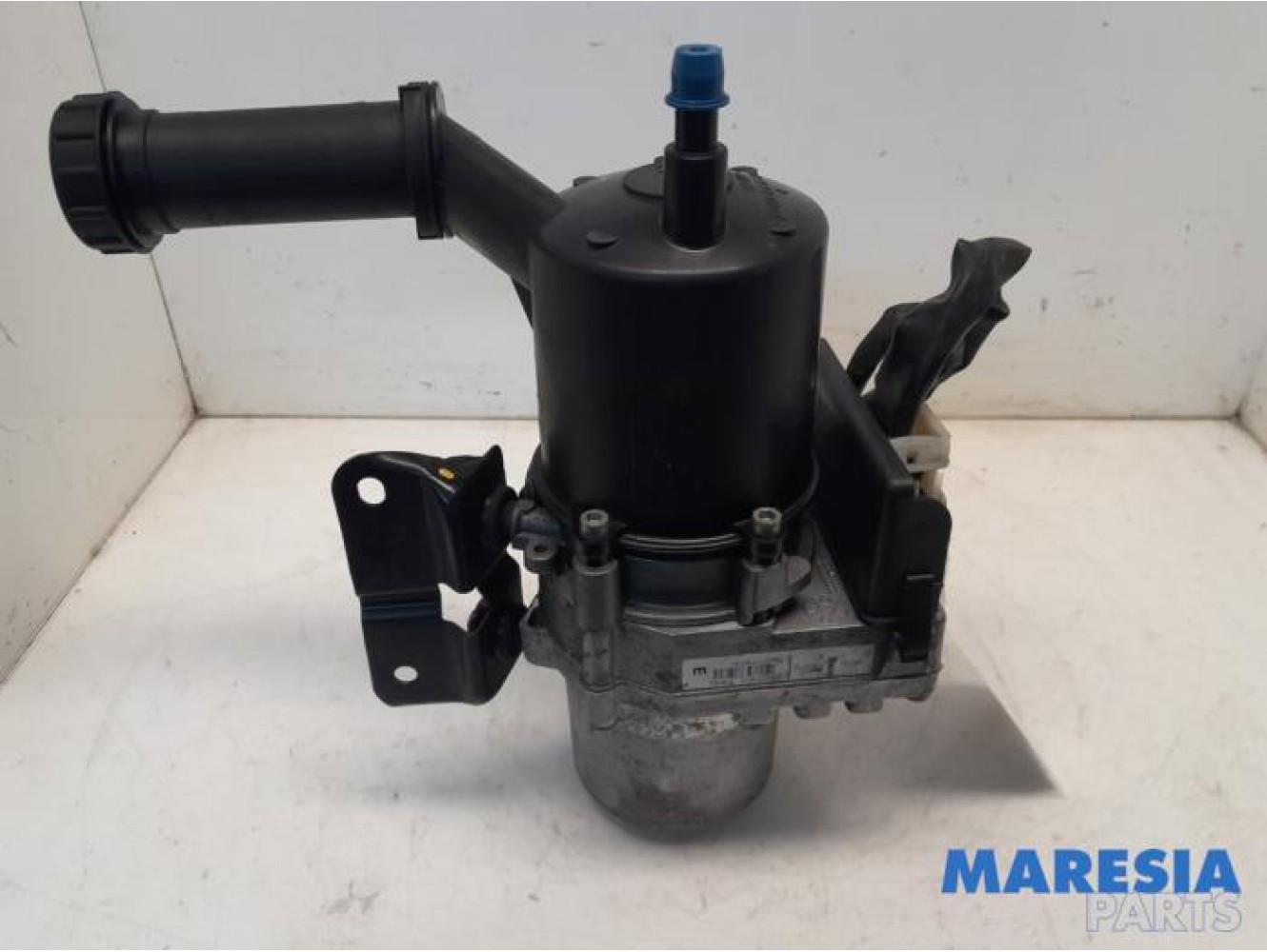 Peugeot - 3008 - Power steering pump