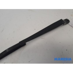 Peugeot - 3008 - Front wiper arm