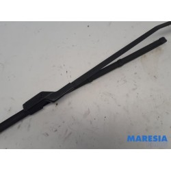 Peugeot - 3008 - Front wiper arm