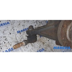 Peugeot - 306 - Achsschenkel rechts vorne