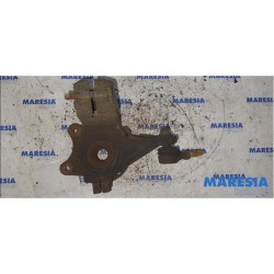 Peugeot - 306 - Achsschenkel rechts vorne