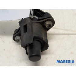 Citroen - C1 - Tailgate lock mechanism