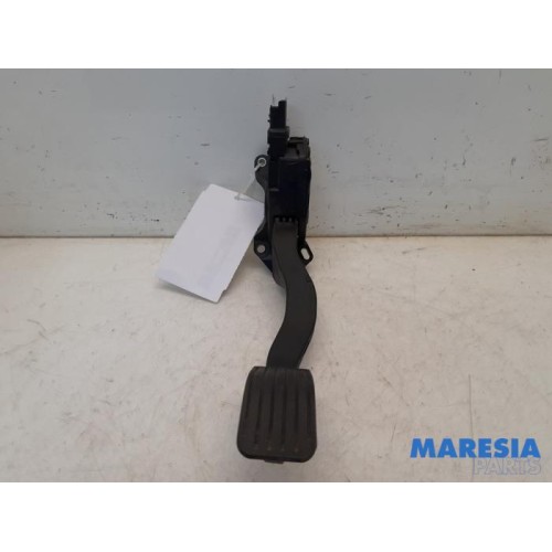 Peugeot - 208 - Gaspedaalpositie Sensor