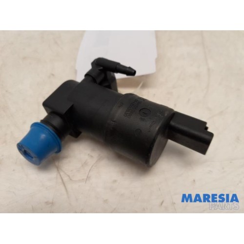 Peugeot - 208 - Scheibensprüherpumpe vorne