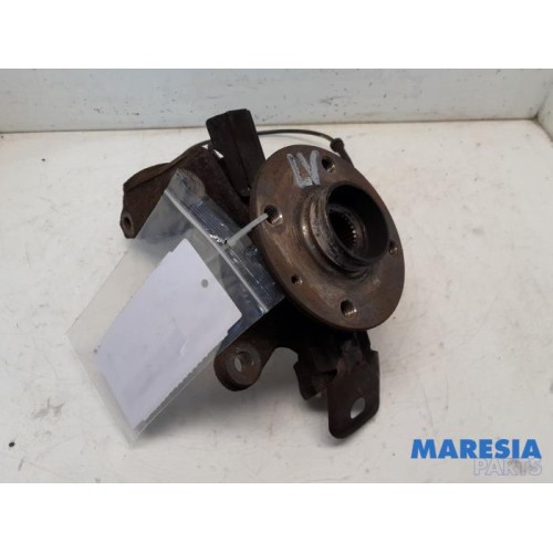 Citroen - C1 - Achsschenkel links vorne