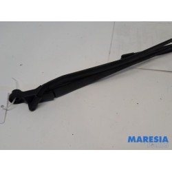 Citroen - C1 - Front wiper arm