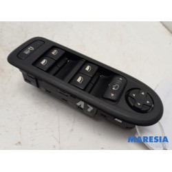 Peugeot - 508 - Multi-functional window switch
