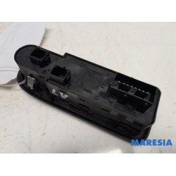 Peugeot - 508 - Multi-functional window switch