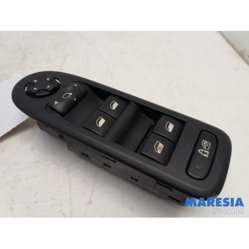Peugeot - 508 - Multi-functional window switch