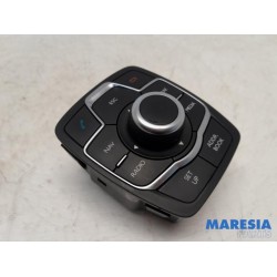 Peugeot - 508 - Navigation control panel