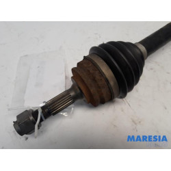 Peugeot - 208 - Front drive shaft, right