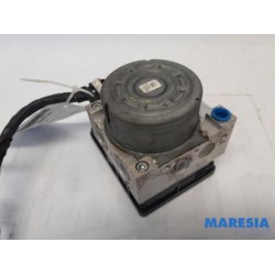 Peugeot - 208 - ABS pump