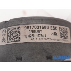 Peugeot - 208 - ABS pump