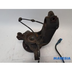 Peugeot - 208 - Knuckle, front right