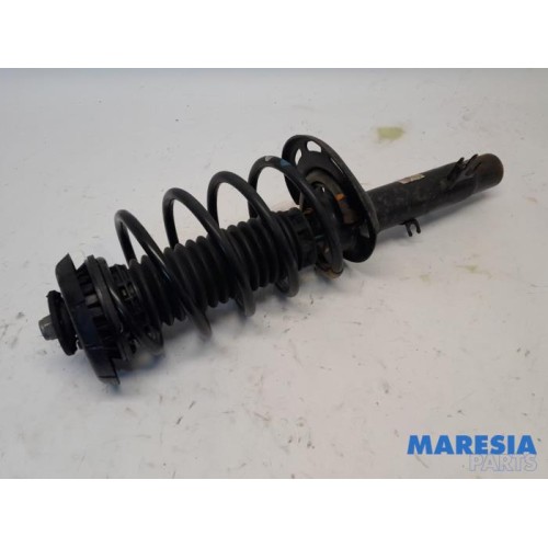 Peugeot - 208 - Front shock absorber rod, right