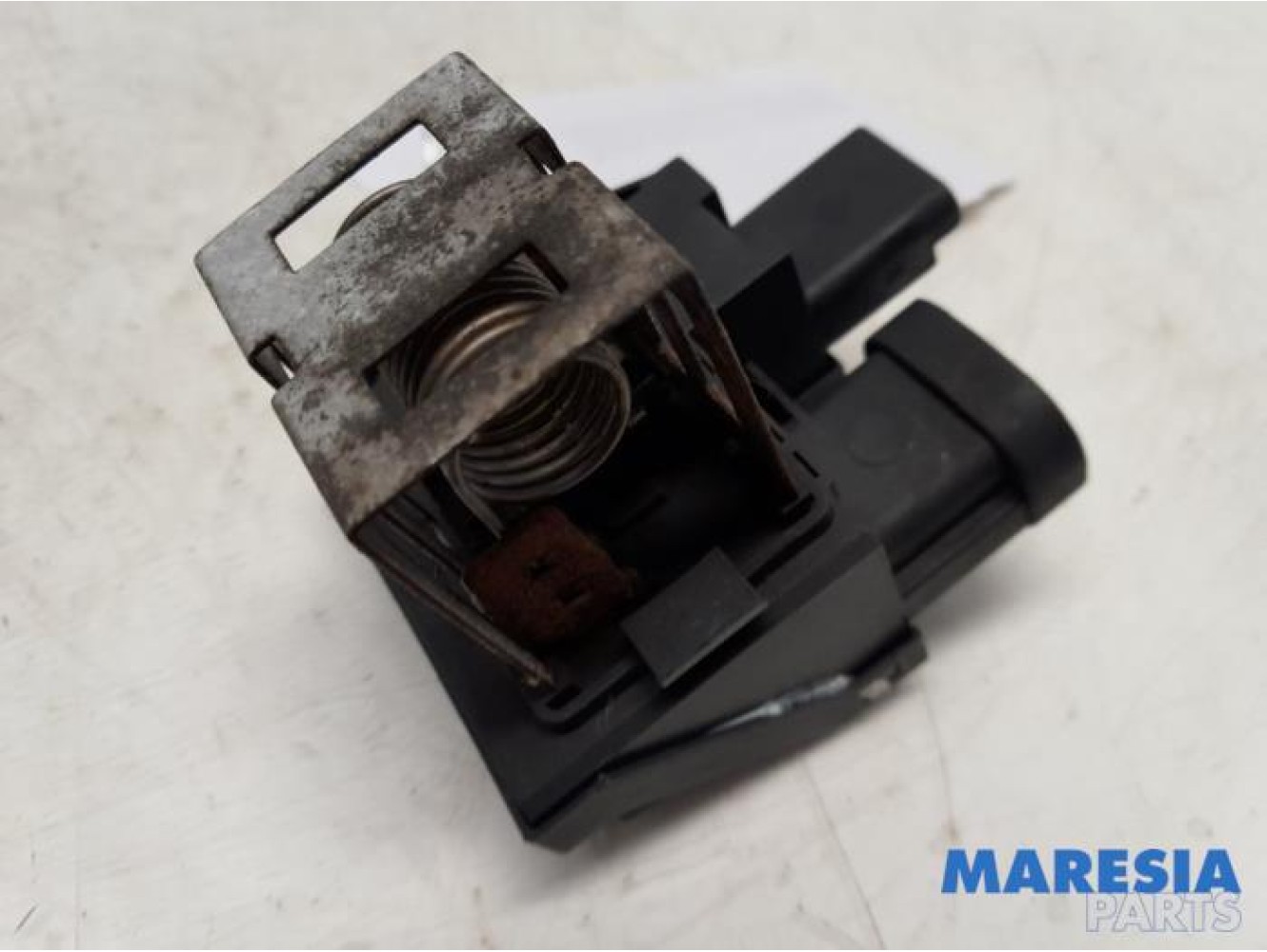 Peugeot - 508 - Cooling fan resistor