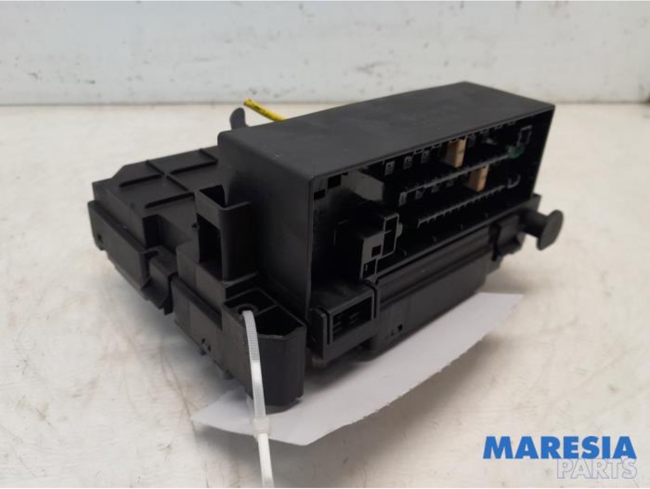 Peugeot - 508 - Fuse box