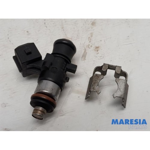 Renault - Twingo - Injector (petrol injection)