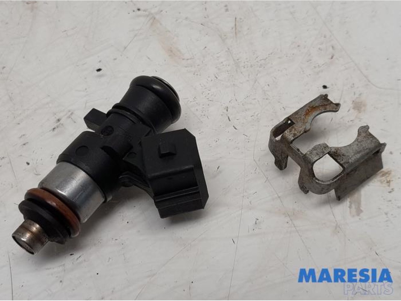 Renault - Twingo - Injector (petrol injection)