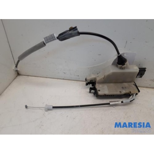 Peugeot - 208 - Front door lock mechanism 4-door, right