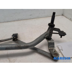 Peugeot - 208 - Wiper mechanism
