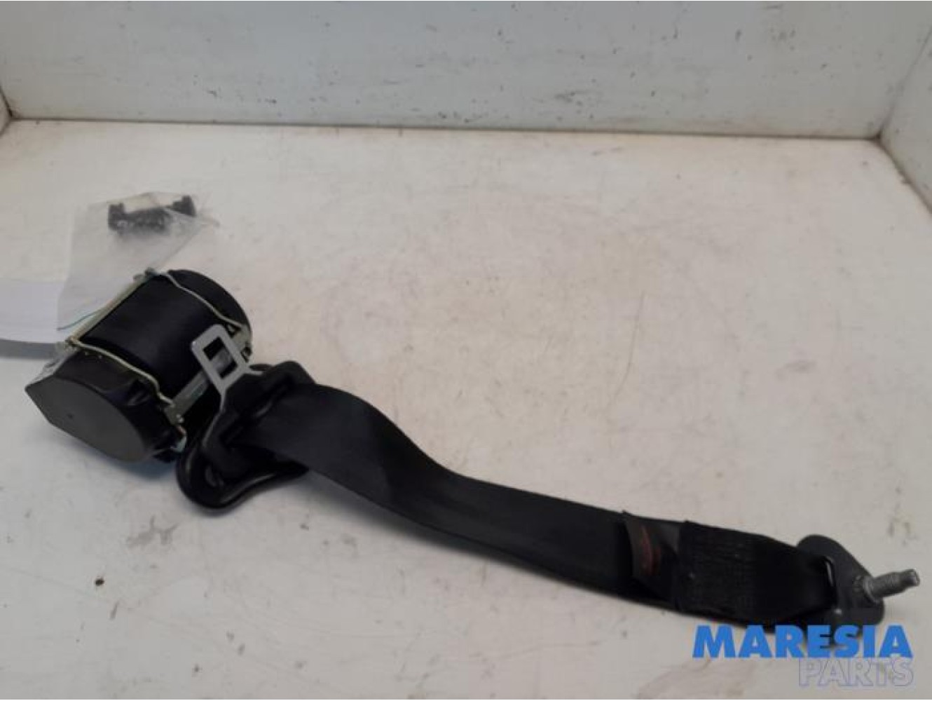 Peugeot - 208 - Sicherheitsgurt links hinten