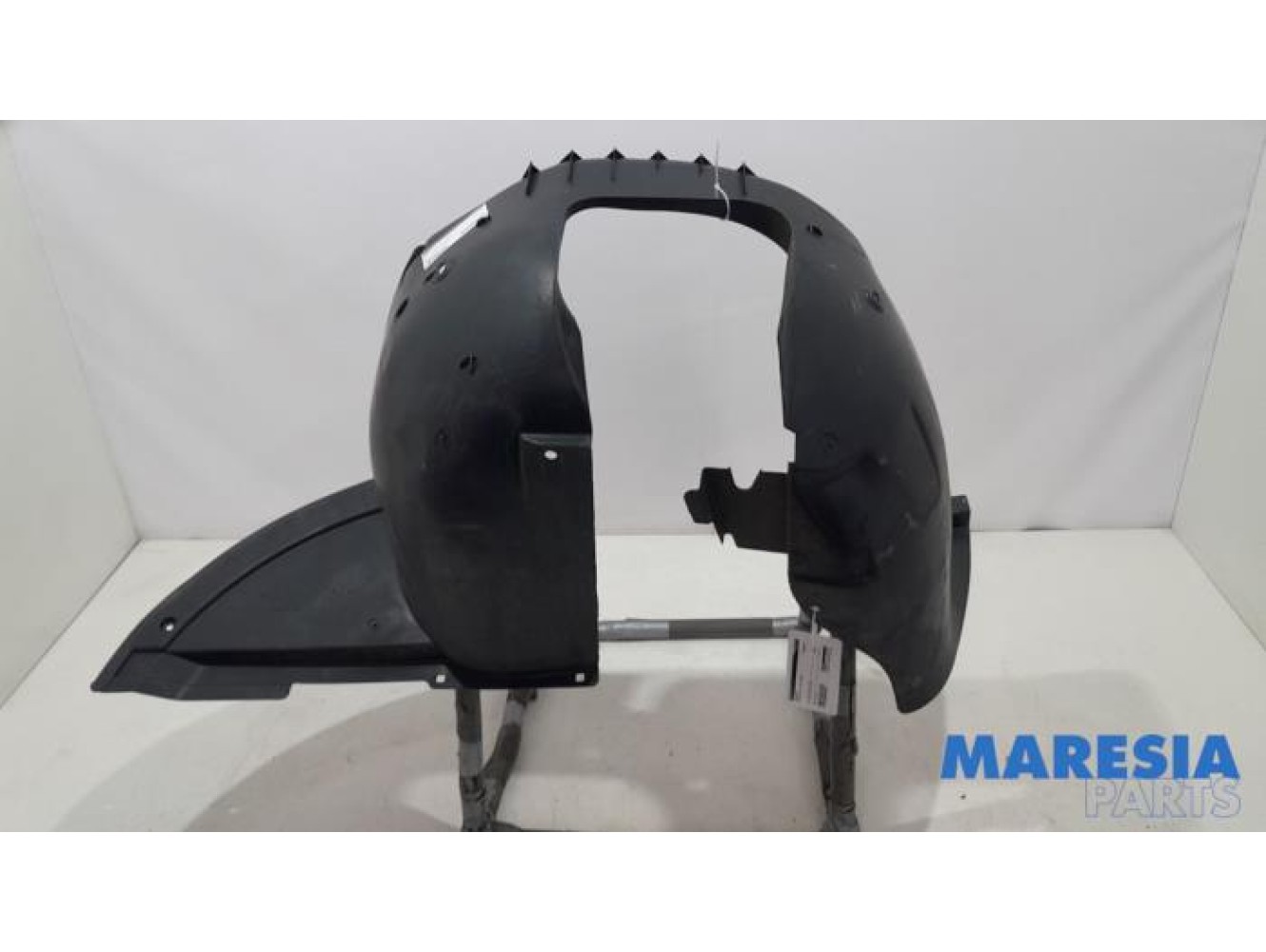 Peugeot - 307 - Wheel arch liner