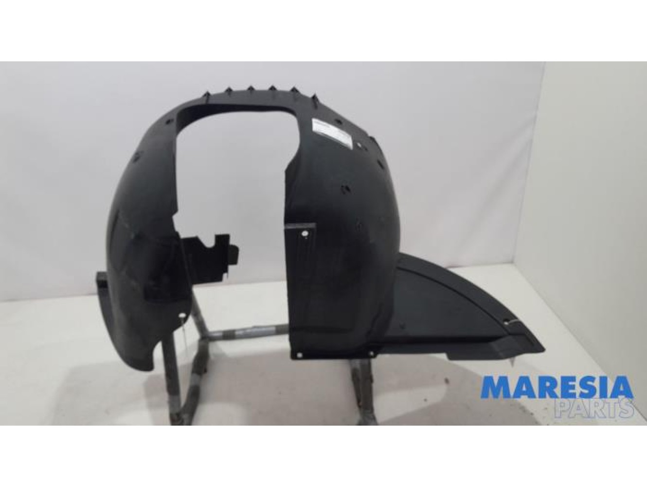 Peugeot - 307 - Wheel arch liner