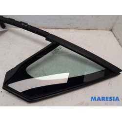 Peugeot - 208 - Quarter light, front right