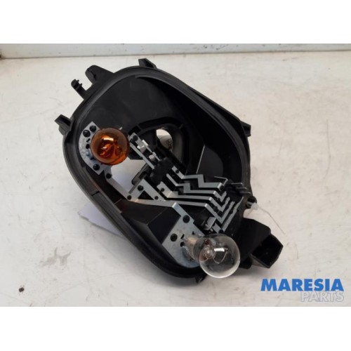 Peugeot - 208 - PCB, left taillight
