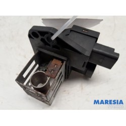 Peugeot - 208 - Cooling fan resistor