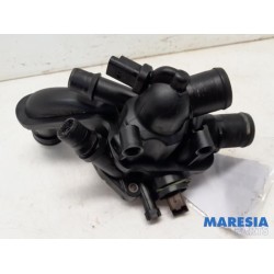 Citroen - C4 Picasso - Thermostat housing