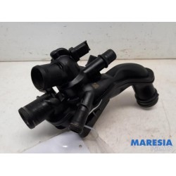 Citroen - C4 Picasso - Thermostat housing