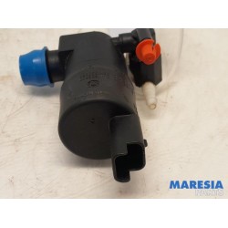 Peugeot - 208 - Scheibensprüherpumpe vorne
