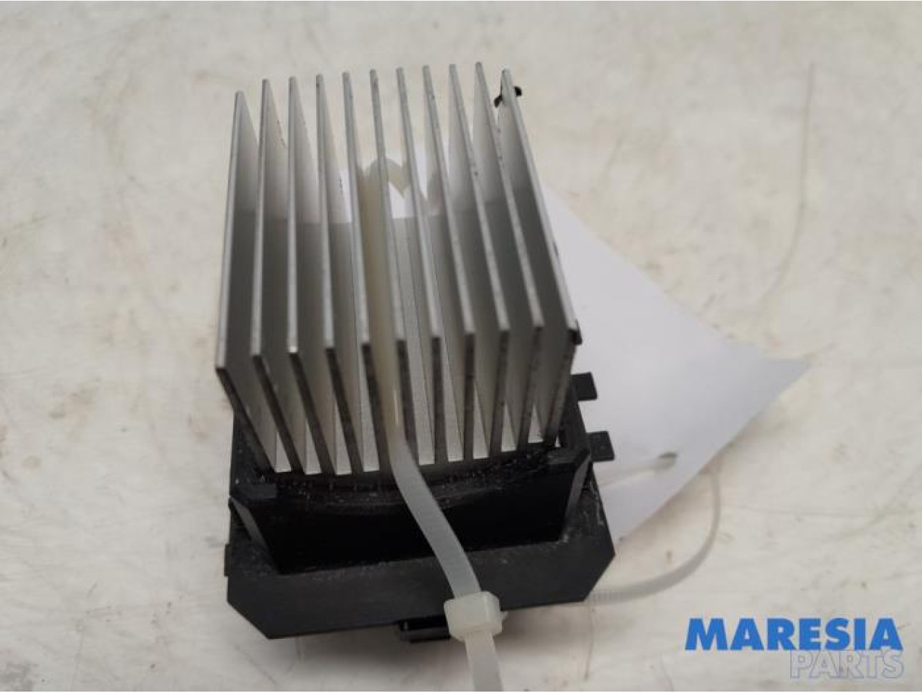 Peugeot - 208 - Heater resistor