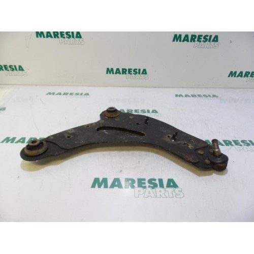 Renault - Trafic - Front lower wishbone, right