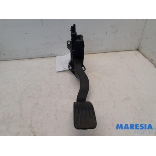 Peugeot - 208 - Gaspedalposition Sensor