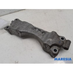 Citroen - C4 Picasso - Engine mount