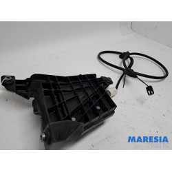 Citroen - C4 Grand Picasso - Handbremse Mechanik
