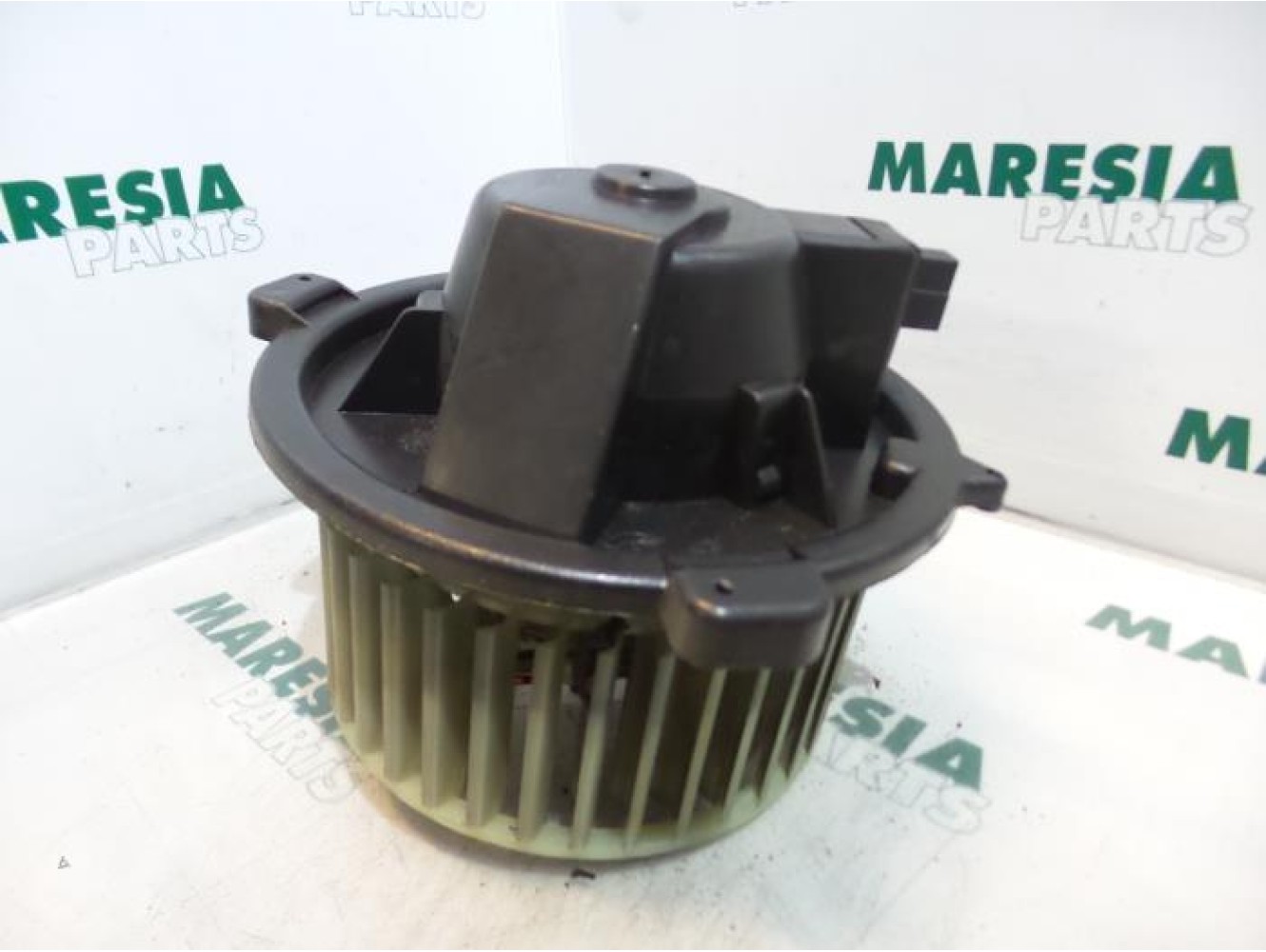 Lancia - Y(Psilon) - Heating and ventilation fan motor