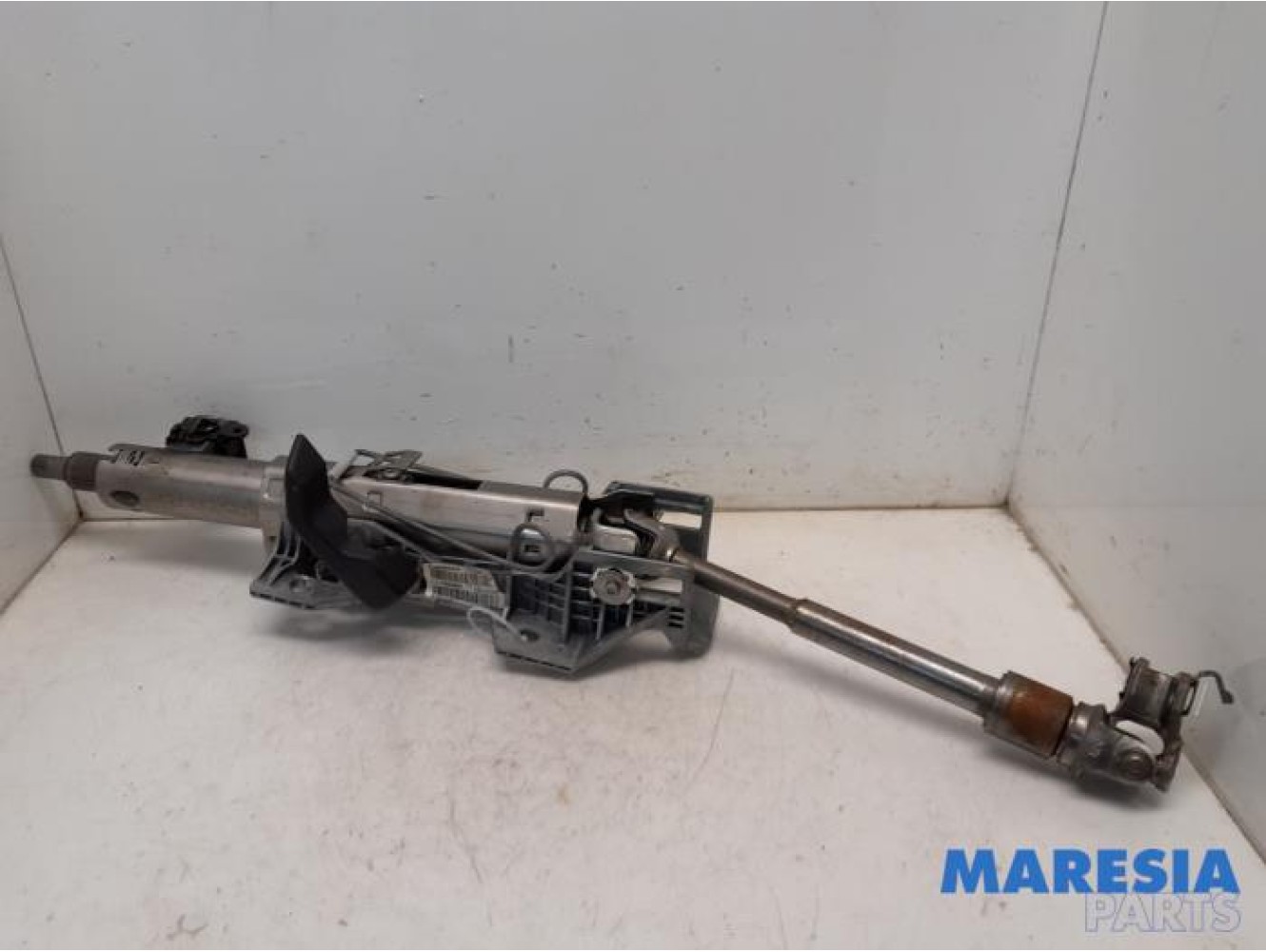 Peugeot - 508 - Steering column housing