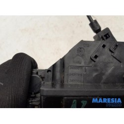 Citroen - C4 Grand Picasso - Front door lock mechanism 4-door, right