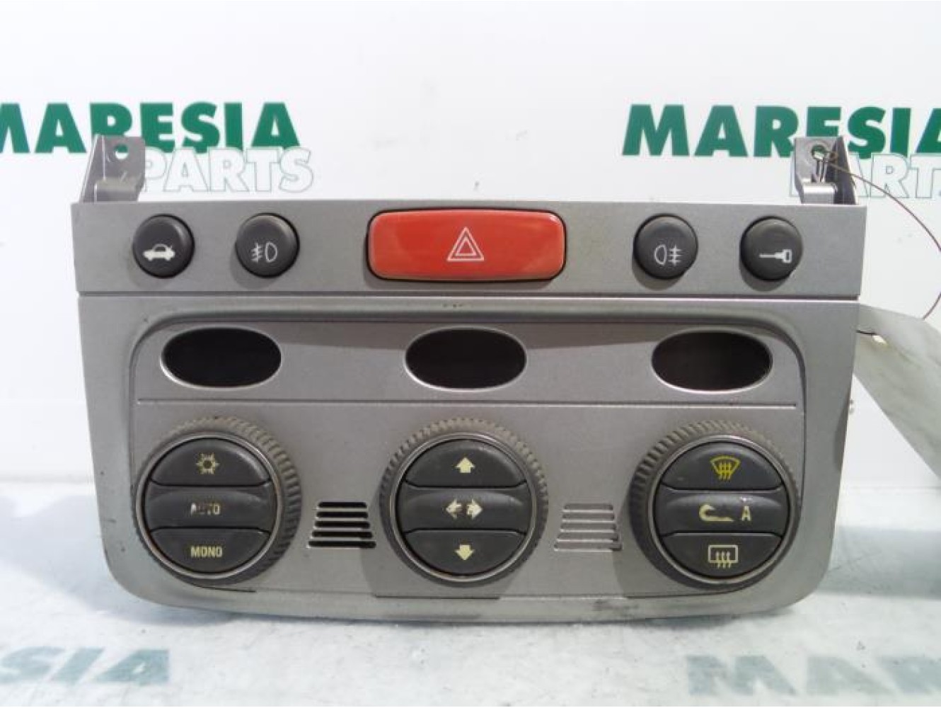 Alfa Romeo - 147 - Heater control panel