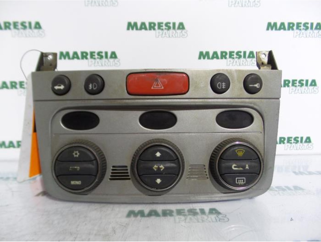 Alfa Romeo - 147 - Heater control panel