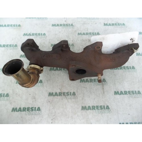 Renault - Clio - Exhaust manifold
